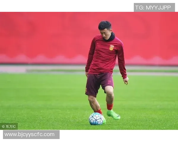 武汉足球队战术解析与表现评估大满贯点评分析